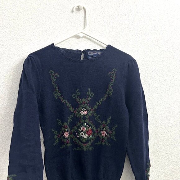 CottageCore! Vintage Wool Sweater with Floral Motif, Navy Embroidered, Small - Picture 4 of 9
